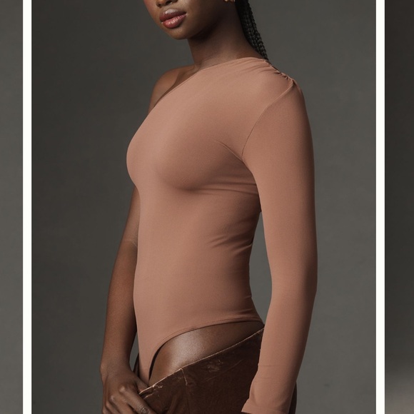 NWT one shoulder bodysuit anthro - Picture 4 of 6